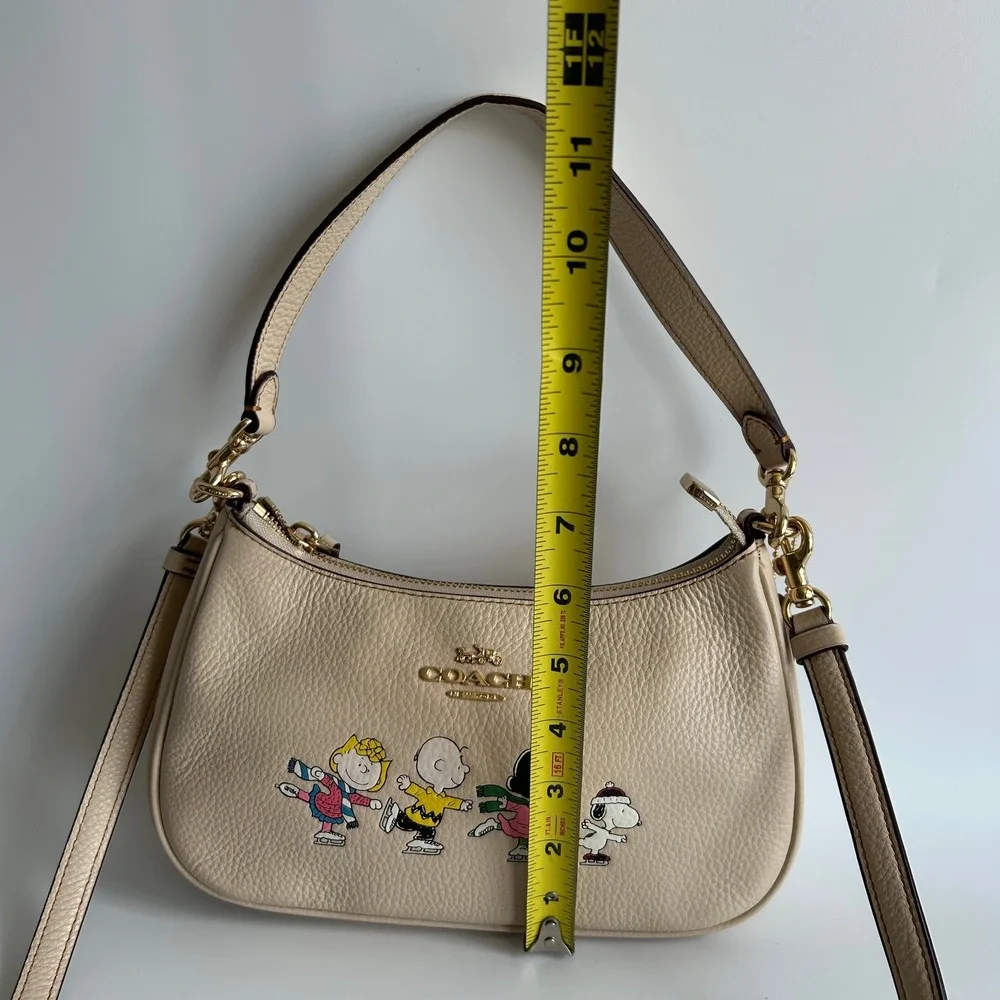 Coach x Peanuts Teri Ivory Leather Snoopy Friends Shoulder Bag CE861